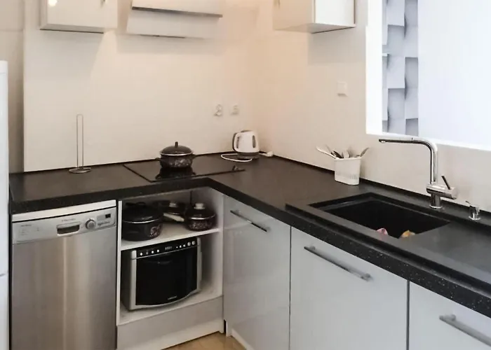 Appartement Lovely In With Wifi Gdynia